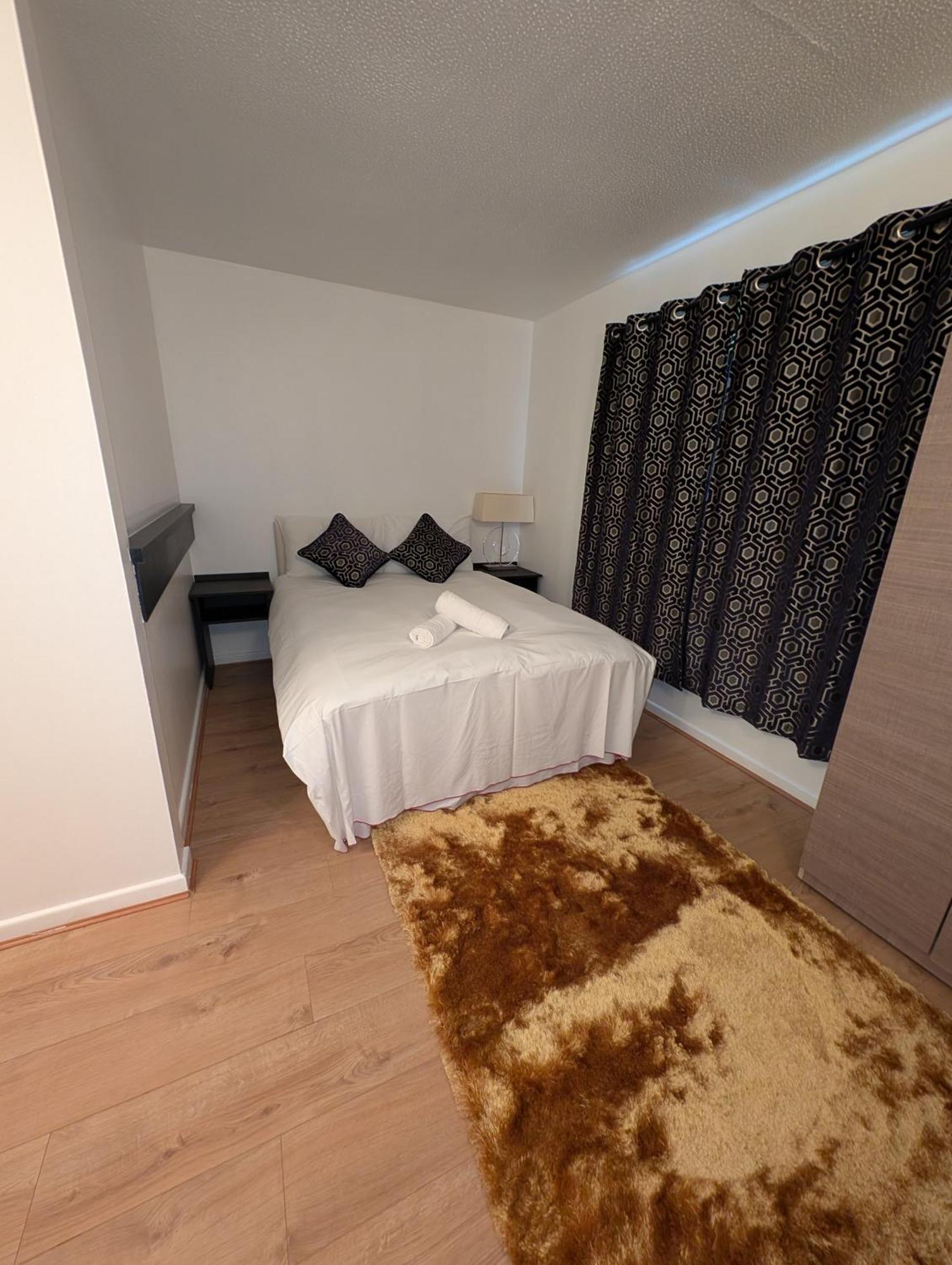 Bow Room Near Abba Studio And Stratford Olympic London Exteriör bild
