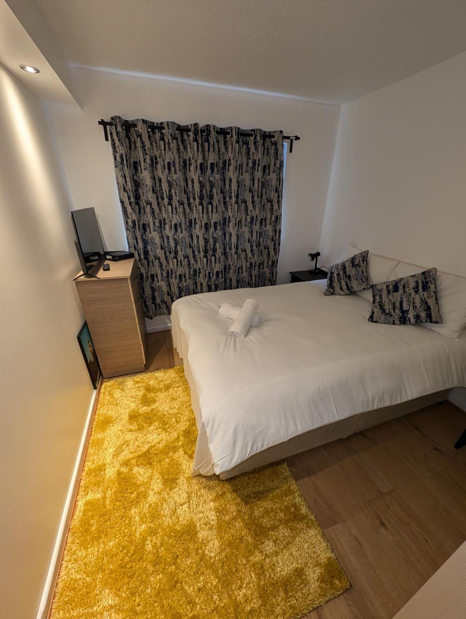 Bow Room Near Abba Studio And Stratford Olympic London Exteriör bild
